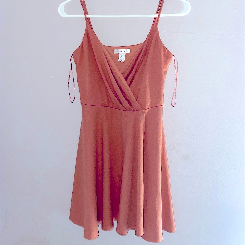LIGHT PINK DRESS, SIZE M, NEW